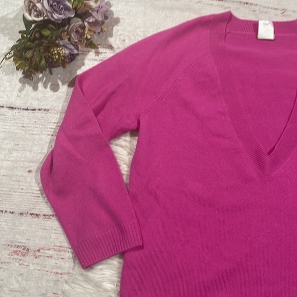 J. Crew Bright Pink V-neck Cashmere Boyfriend Sweater - Picture 3 of 9
